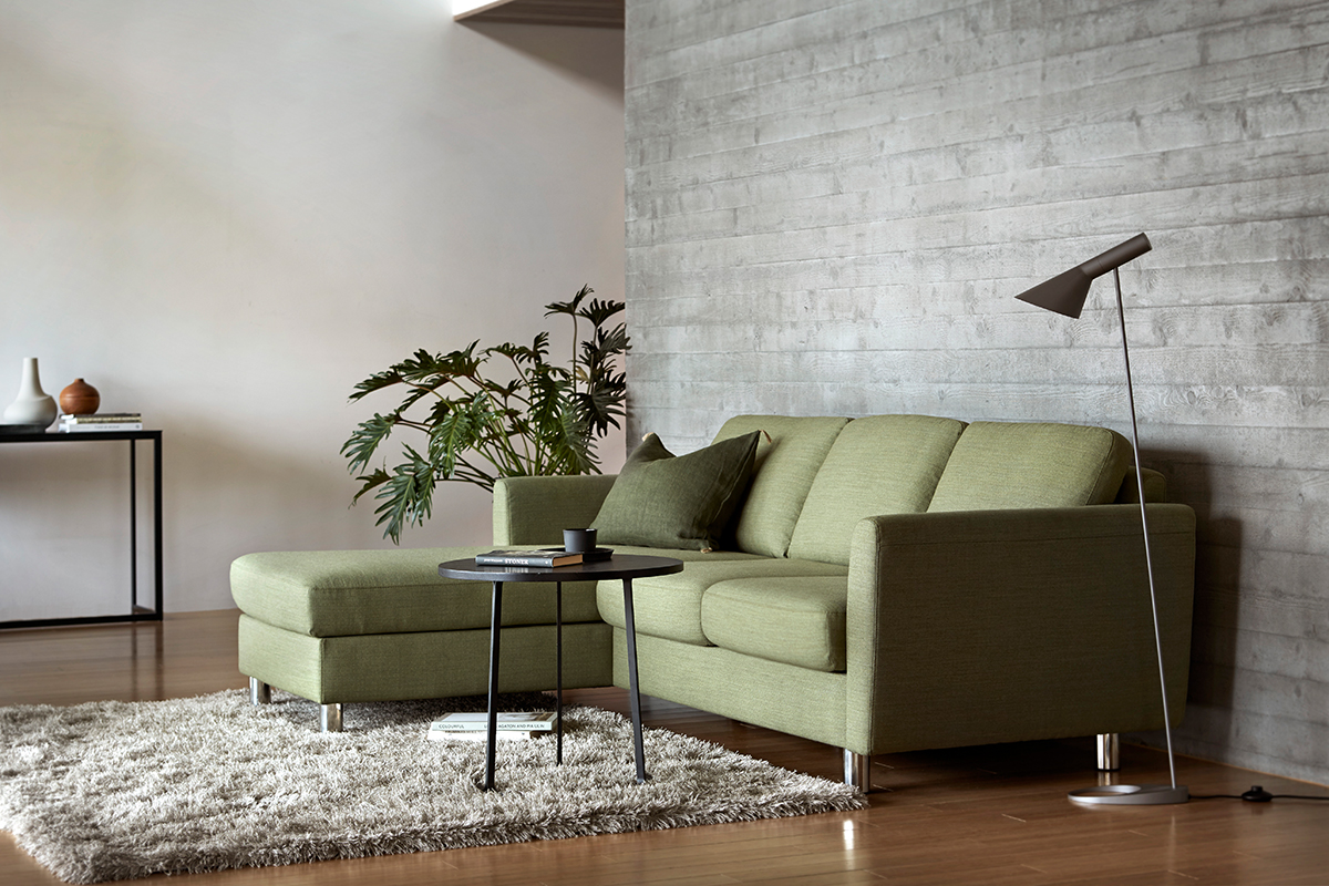 Mit dem Stressless Emma E200 Sofa findet ihr das passende Sofa, wenn ihr ein flexibles Lounge-Sofa sucht.